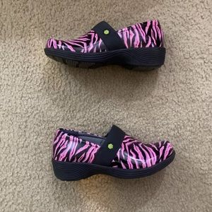 Dansko Pink Zebra Clog Shoes 36 W US 6